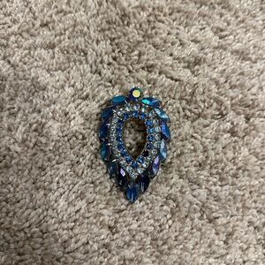 vintage Sarah Coventry "Blue Lagoon" rhinestone brooch